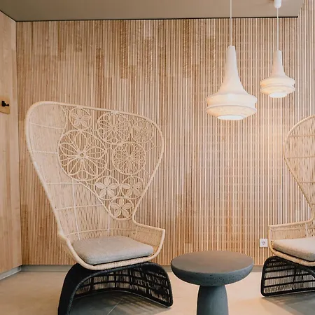 Thechipp - Designapartment Mit Seeblick, Pool, Sauna & Kamin Apartment *