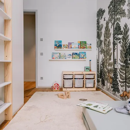 Апартаменты Thechipp - Designapartment Mit Seeblick, Pool, Sauna & Kamin