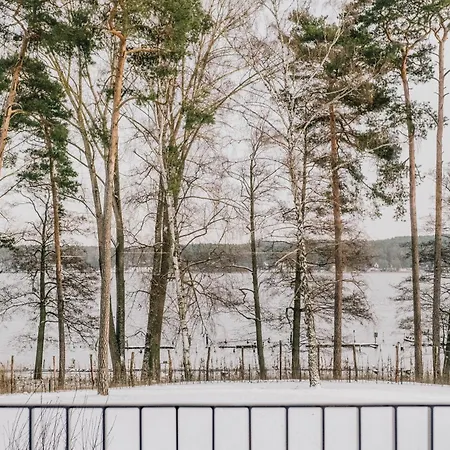 Thechipp - Designapartment Mit Seeblick, Pool, Sauna & Kamin شقة *