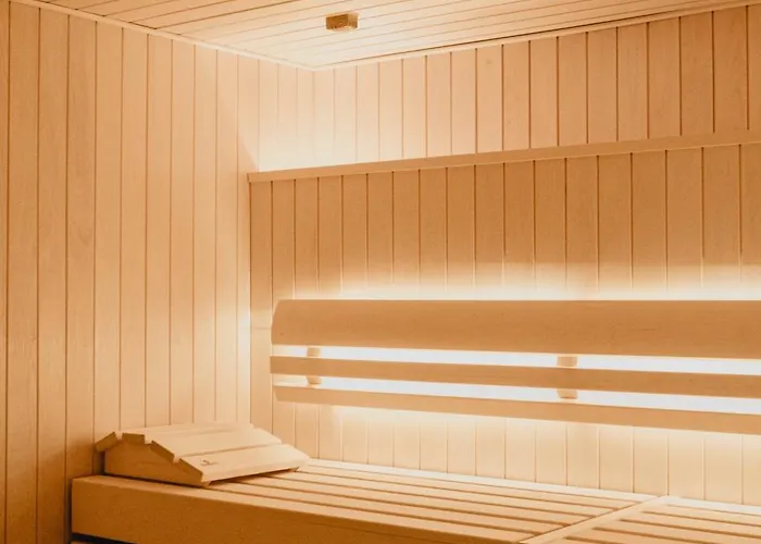 Thechipp - Designapartment Mit Seeblick, Pool, Sauna & Kamin