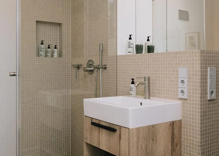 Apartament Thechipp - Designapartment Mit Seeblick, Pool, Sauna & Kamin